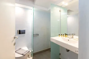 Quadrable room